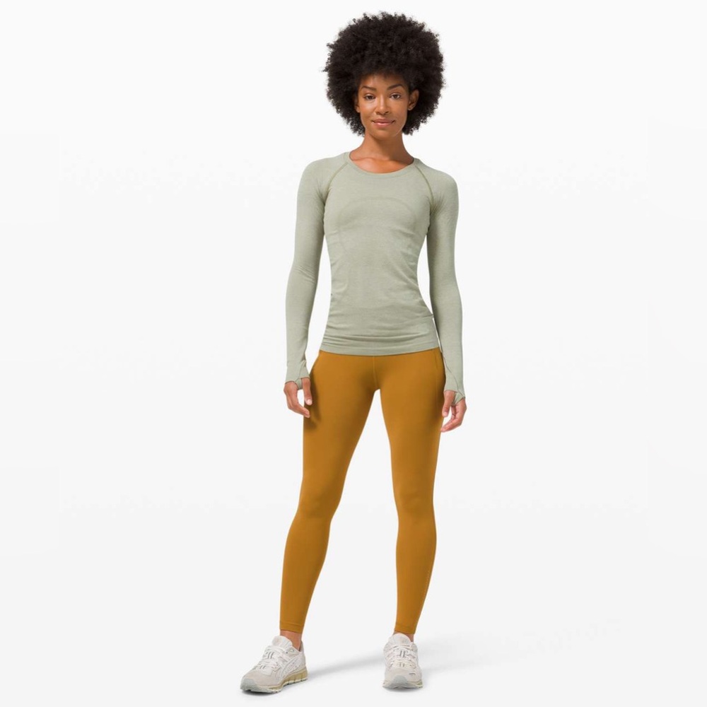 lululemon athletica Long Sleeve Tee in Sage Green